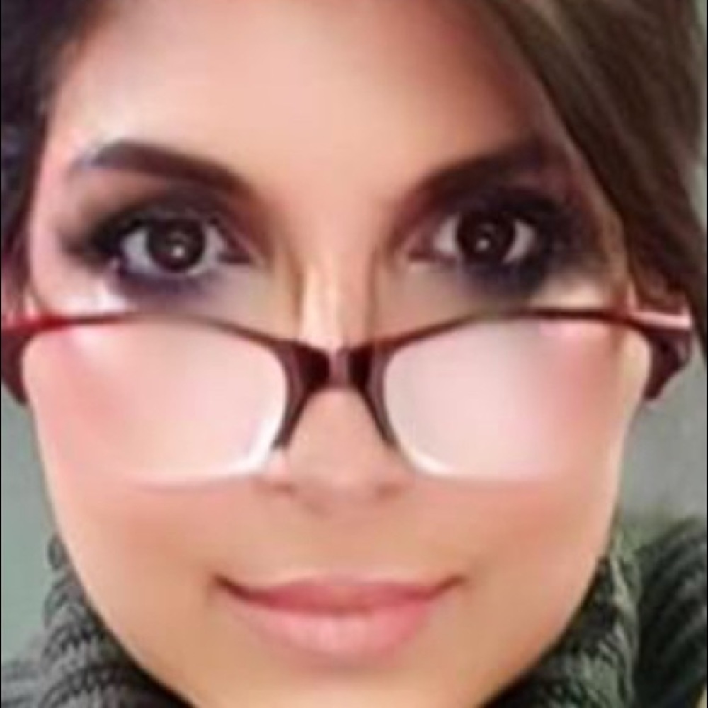 Meet your Posher, Annette